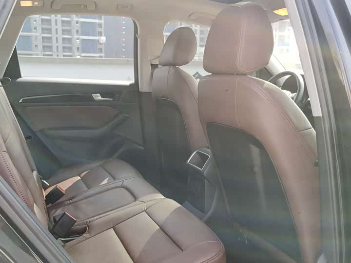 Audi Q5 2016 40 TFSI — фото 13
