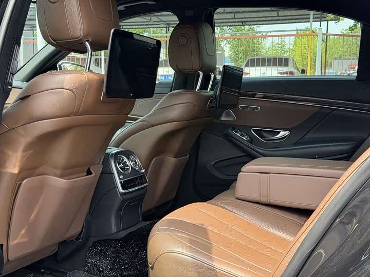Mercedes-Benz S-Class 2016 S 320 L Luxury — фото 17