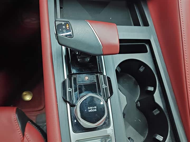 Changan CS75 PLUS 2022 2.0 T ATPremium — фото 16