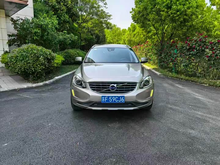 Volvo XC60 2016 T 5 — фото 2
