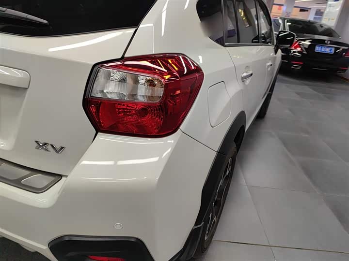 Subaru XV 2015 2.0i — фото 24