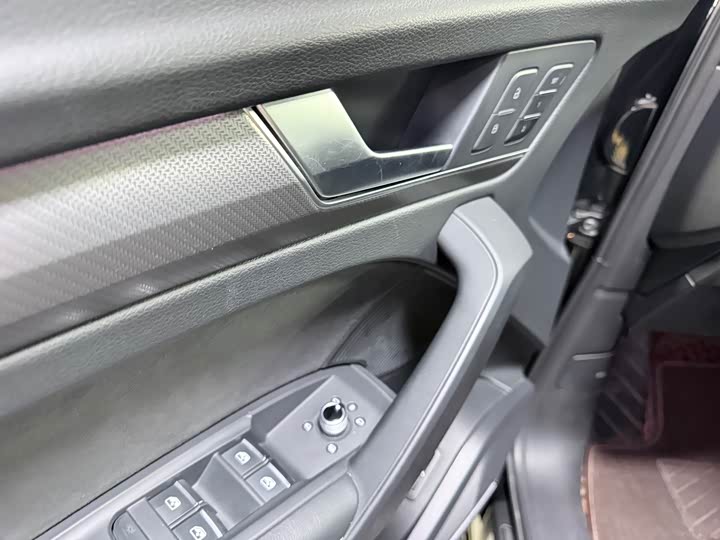 Audi Q5L Sportback 2021 45 TFSI — фото 9