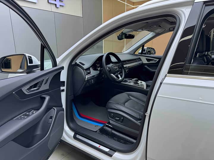 Audi Q7 2018 40 TFSI S line Sport — фото 7