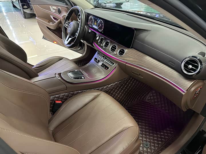 Mercedes-Benz E-Class 2020 E 300 L — фото 10
