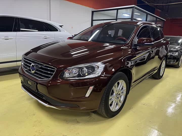 Volvo XC60 2015 T 5 — фото 1