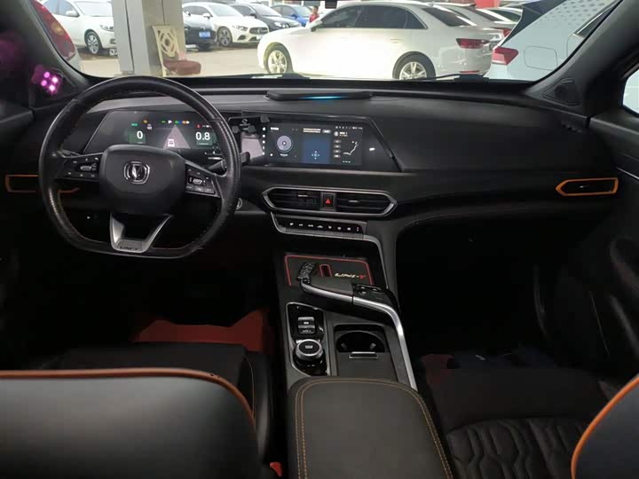 Changan UNI-T 2022 1.5 T Premium — фото 10