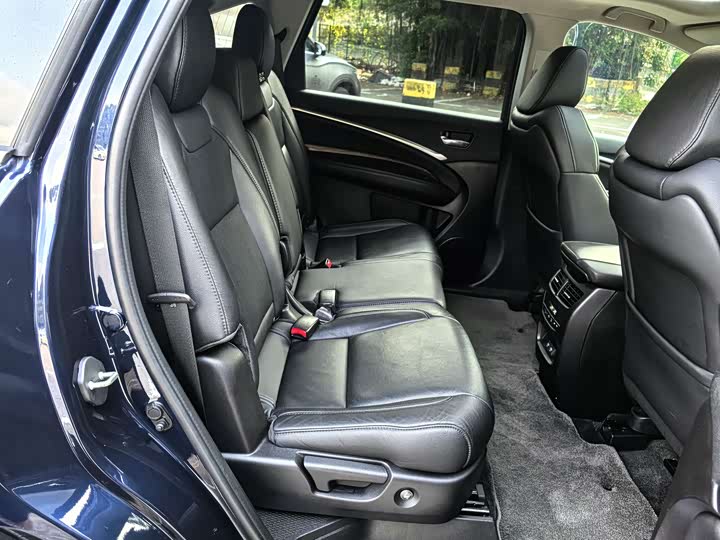 Acura MDX 2017 3.0 L — фото 21