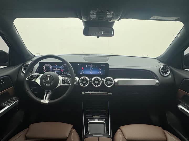Mercedes-Benz GLB 2024 GLB 220 — фото 17