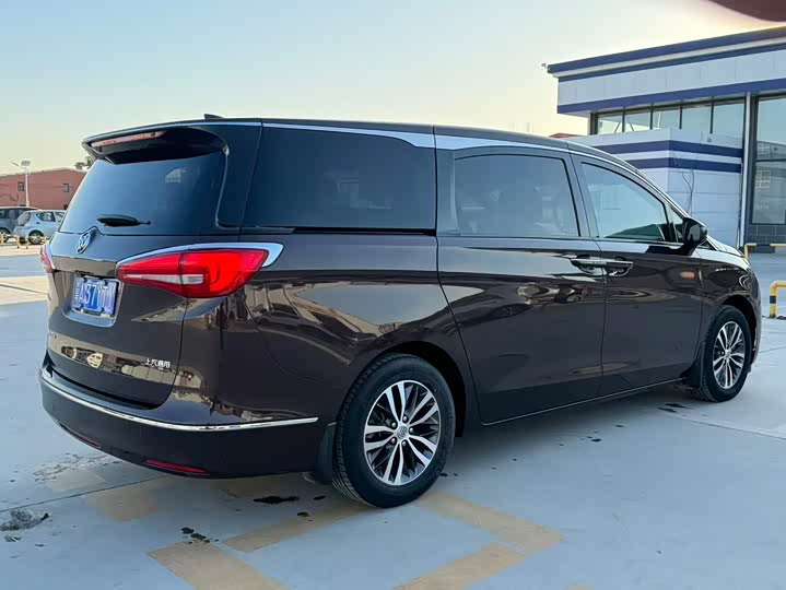 Buick GL8 ES 28T люкс V — фото 4
