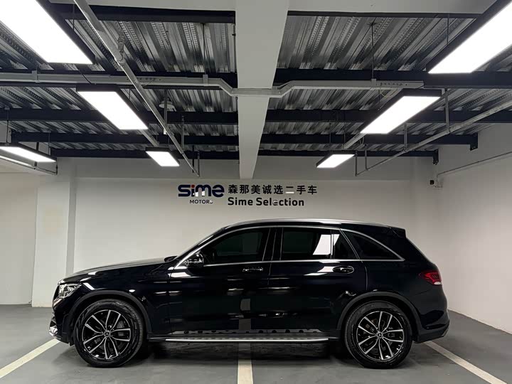 Mercedes-Benz GLC 2021 GLC 300 L 4 MATIC — фото 4