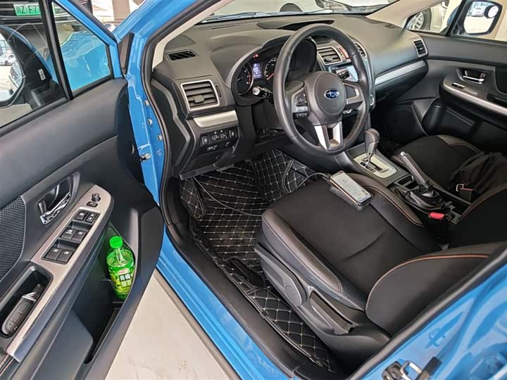 Subaru XV 2016 2.0i — фото 16