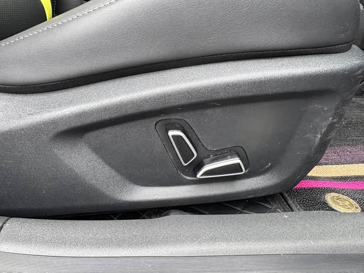 Changan UNI-V 2022 1.5 T — фото 10