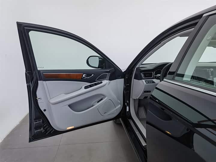 Hongqi H7 2015 3.0 L Premium — фото 8
