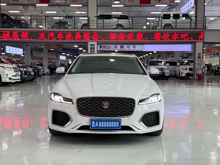 Jaguar XFL 2025 2.0 T P 250 2 WD — фото 2