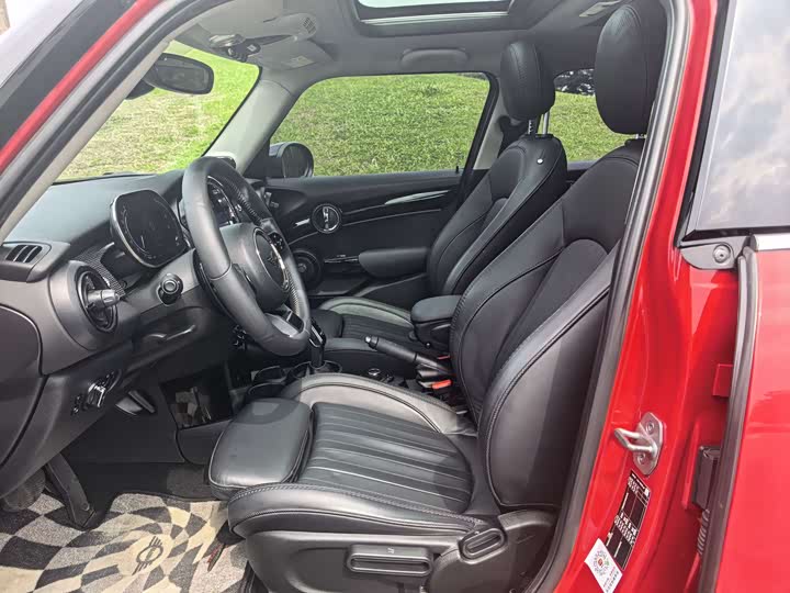 MINI Hatch — фото 10