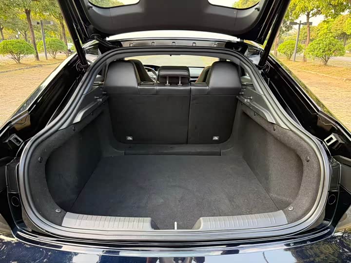 Changan UNI-V 2023 1.5 T — фото 23