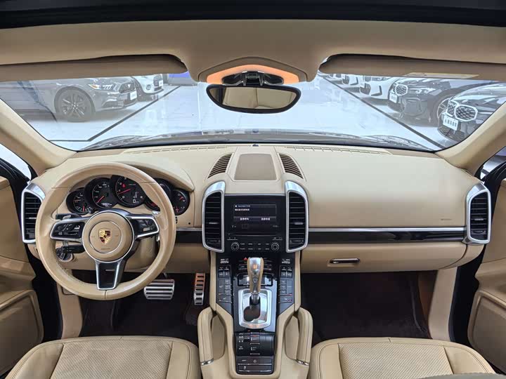Porsche Cayenne 2016 Cayenne 3.0 T — фото 10
