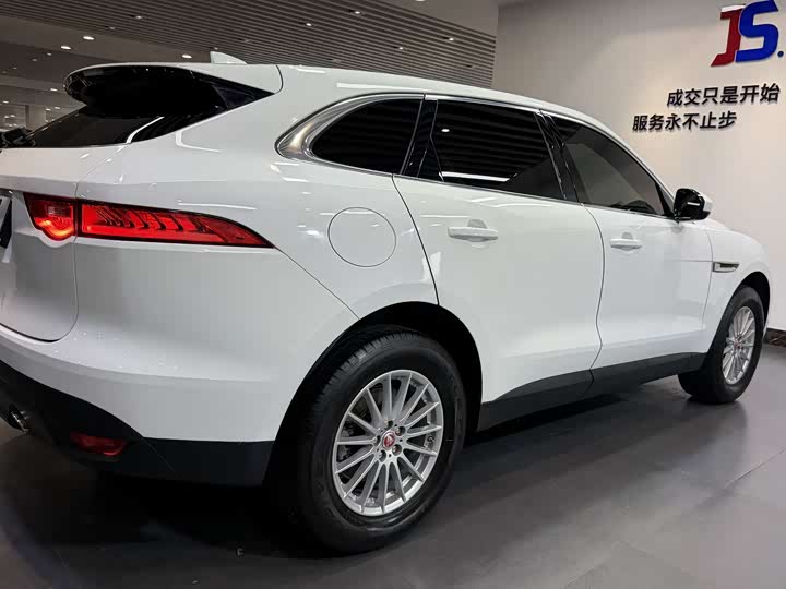 Jaguar F-PACE 2019 2.0 T 2 WD — фото 34