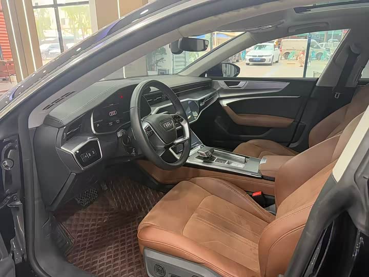 Audi A7L 45 TFSI люкс — фото 7