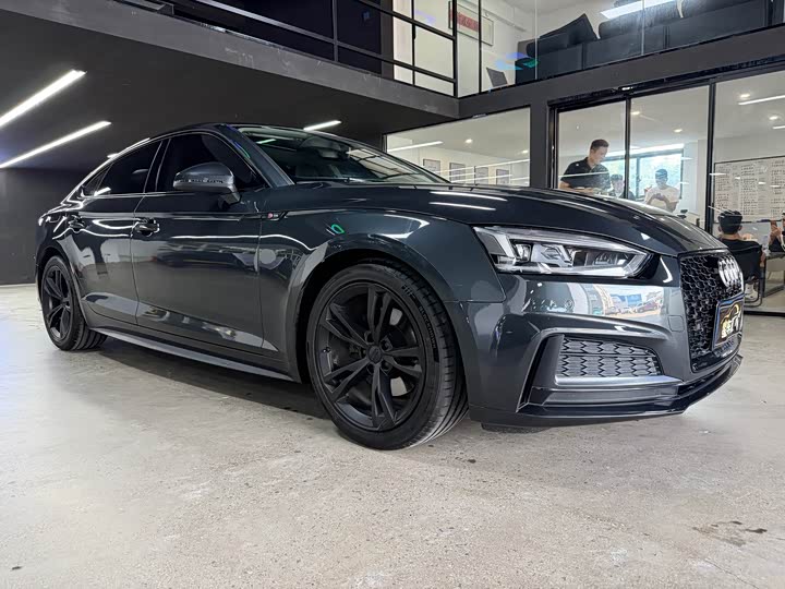 Audi A5 Sportback 40 TFSI стиль — фото 3