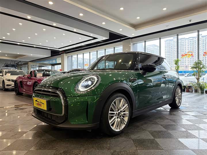 MINI Hatch — фото 1