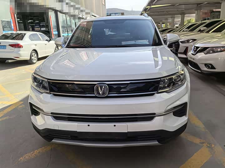 Changan CS35 PLUS 2019 1.6 L MT — фото 2