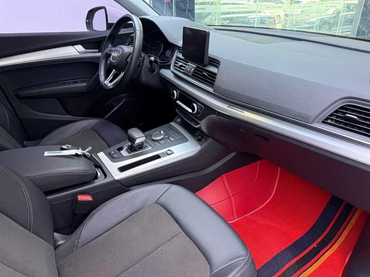 Audi Q5L 2020 40 TFSI — фото 18