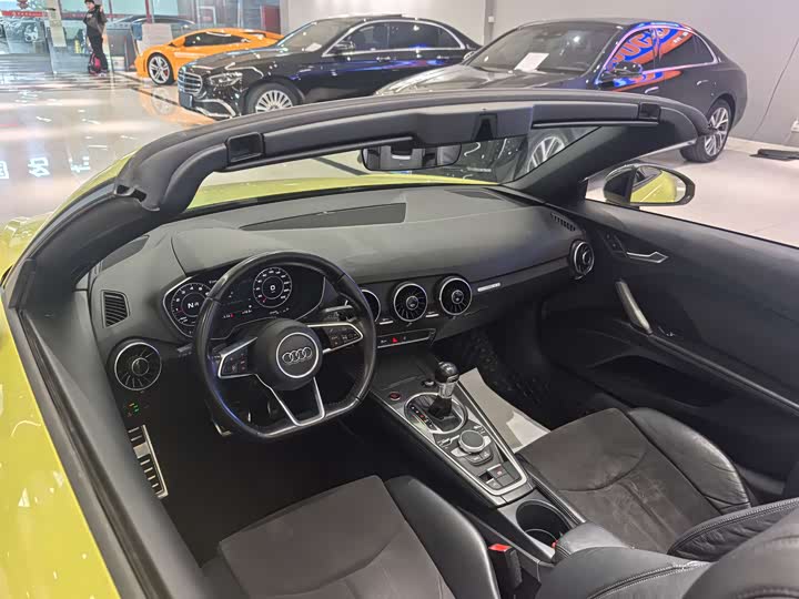 Audi TT 2015 TT Roadster 45 TFSI — фото 7