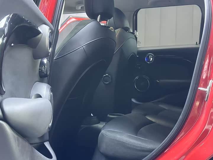MINI Hatch — фото 12
