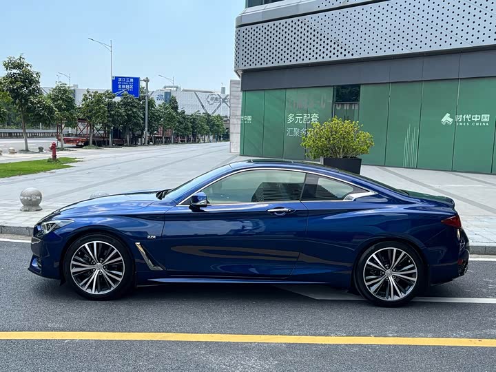 Infiniti Q 60 2019 2.0 T — фото 4