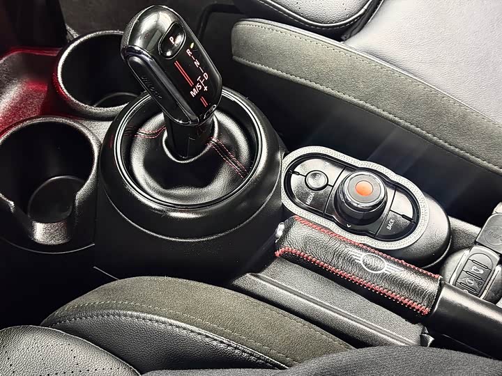MINI Hatch — фото 13