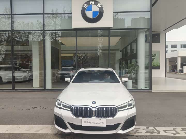 BMW 5-Series 2023 530 Li Leading M — фото 2