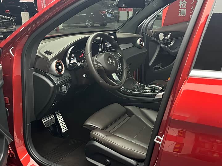 Mercedes-Benz GLC 2018 GLC 200 4 MATIC — фото 15