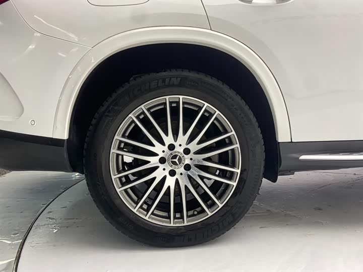 Mercedes-Benz GLC 2023 GLC 300 L 4 MATIC 5 — фото 11