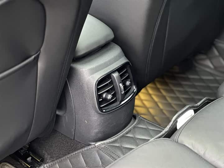 MINI Clubman — фото 12