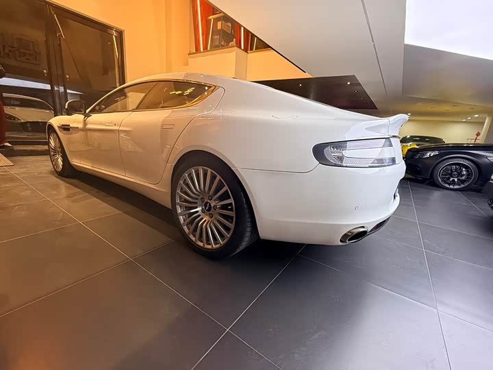 Aston Martin Rapide 2013 6.0 L S — фото 17