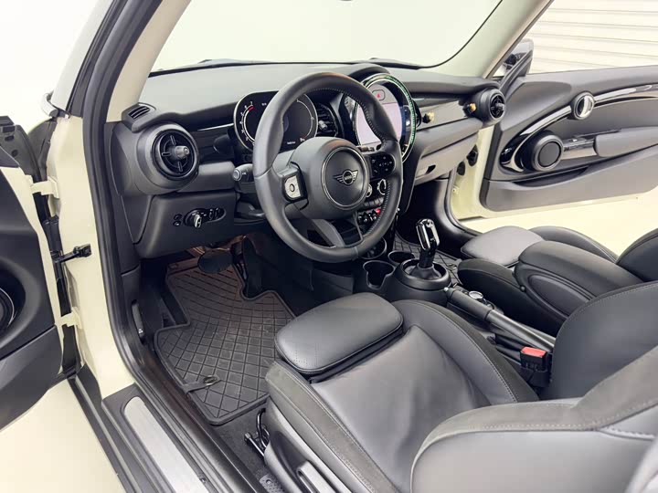 MINI Hatch — фото 10