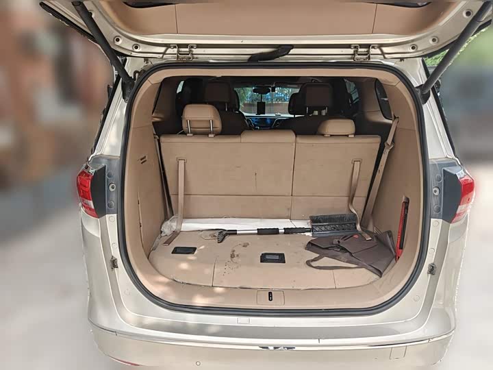 Buick GL8 ES 28T люкс V — фото 15
