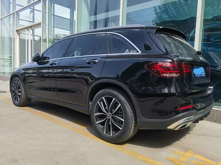 Mercedes-Benz GLC 2021 GLC 260 L 4 MATIC Luxury — фото 5