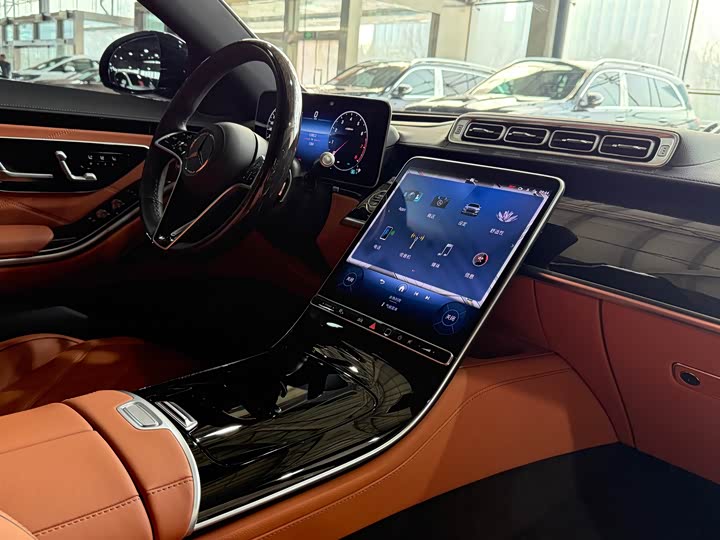 Maybach S-Class 2024 S 480 4 MATIC — фото 8
