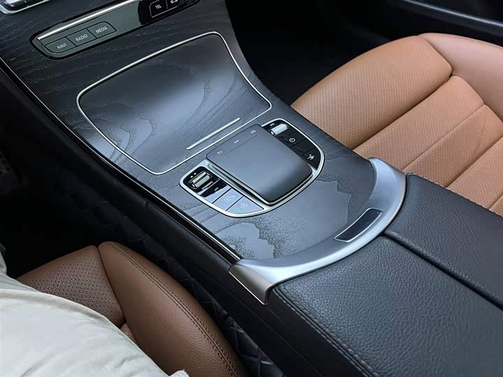 Mercedes-Benz C-Class — фото 15