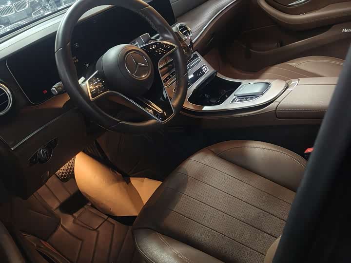 Mercedes-Benz E-Class E 300 L стиль — фото 7