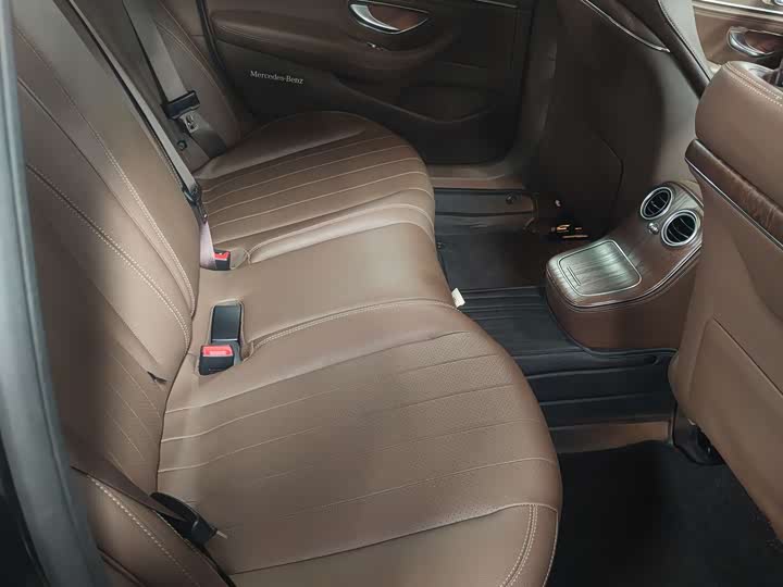 Mercedes-Benz E-Class E 300 L стиль — фото 10