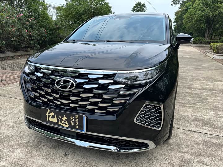Hyundai Custin — фото 3