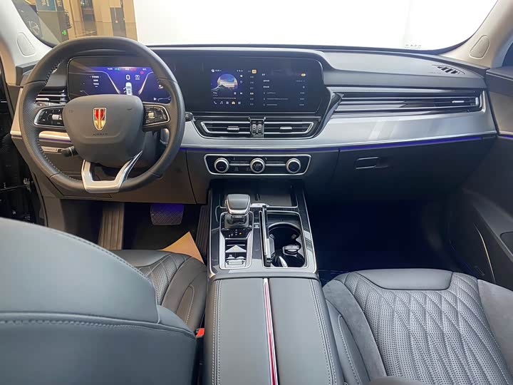 Hongqi HS5 2023 2.0 T Pro — фото 8