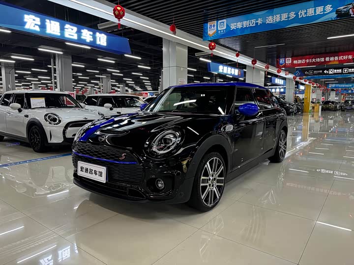 MINI Clubman — фото 1