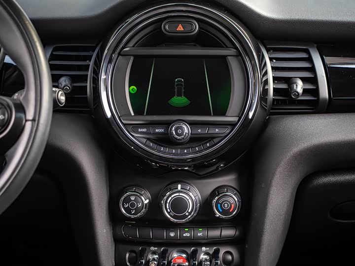 MINI Hatch — фото 13