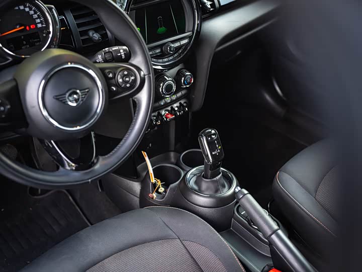 MINI Hatch — фото 11