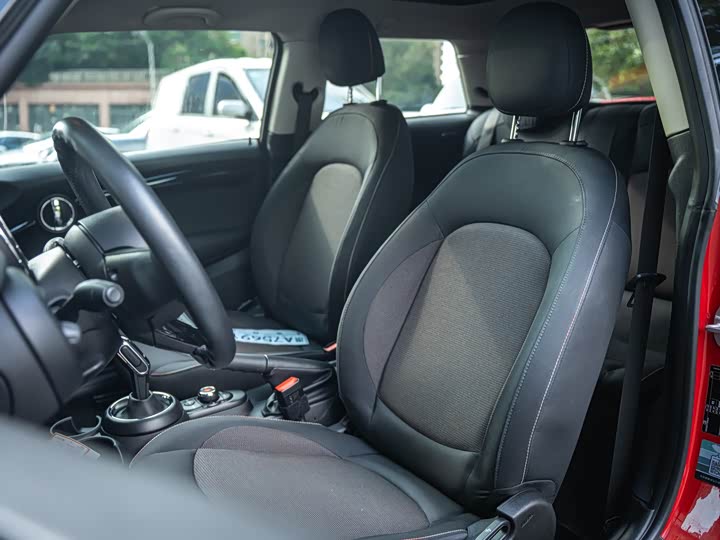 MINI Hatch — фото 18
