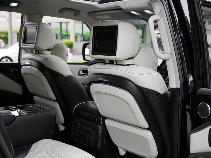 Infiniti QX 80 2016 5.6 L 4 WD — фото 6